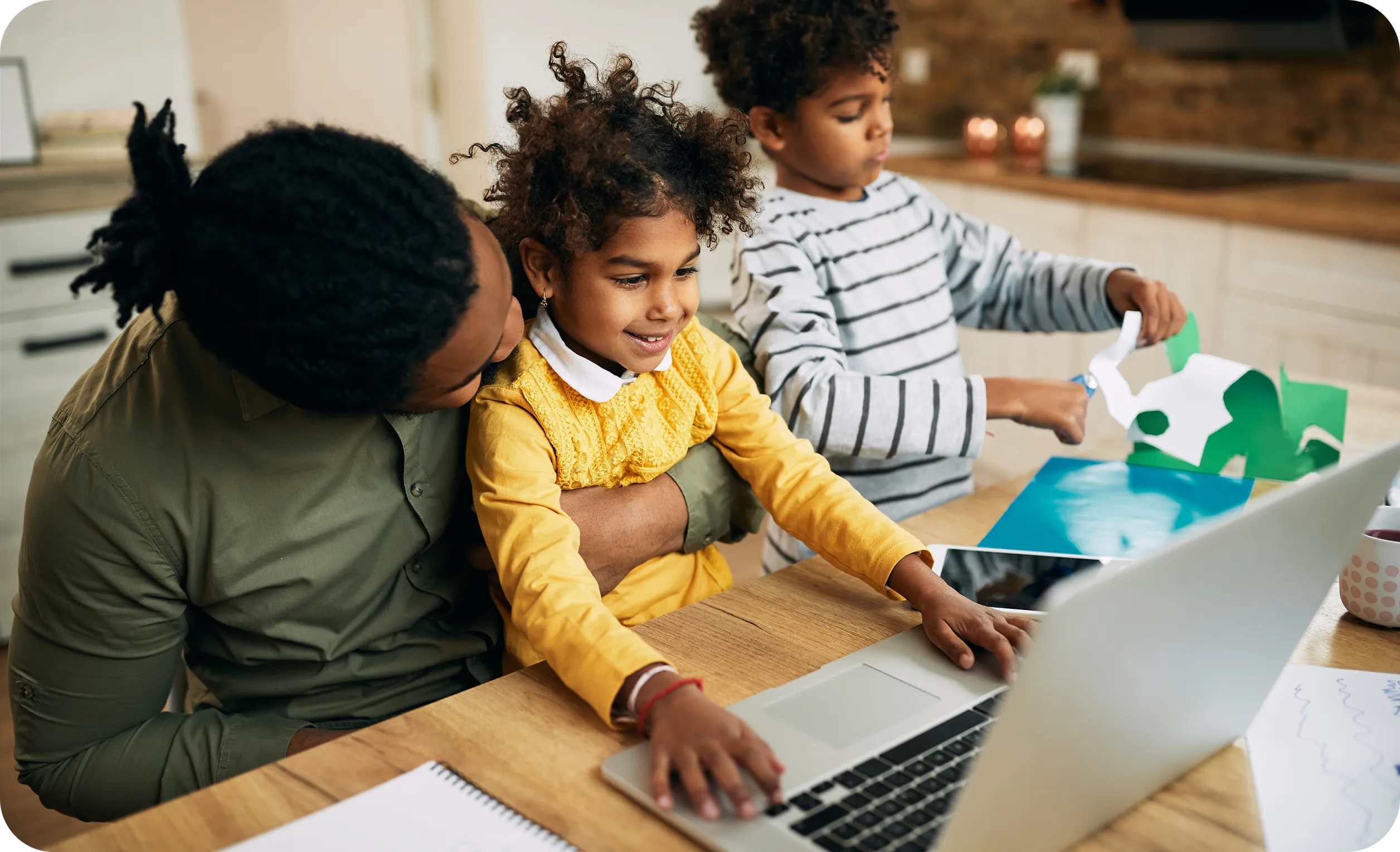 little girl with father
